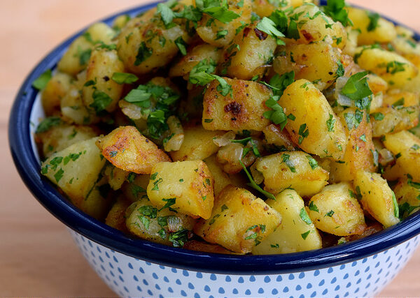 Sautéed Potatoes with Garlic and Parsley