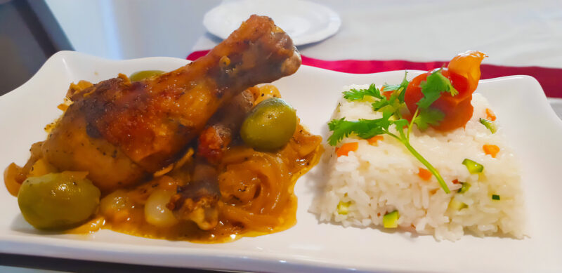 Yassa Chicken – White Rice with Chicken, Onions, and Zesty Lemon